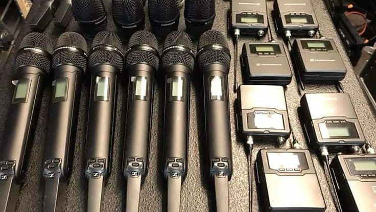 Microphones with Zone Selectors Microphones with Zone Selectors